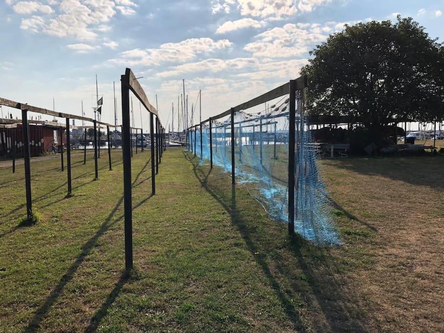 Skont Fiskerhus. Taet Pa By, Havn Og Havet Villa Marstal Buitenkant foto